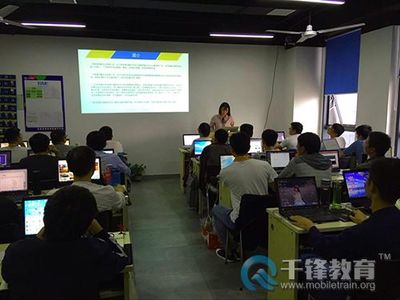 Java精英引鳳來，千鋒鄭州迎特嘉——河南軟件開發就業新機遇